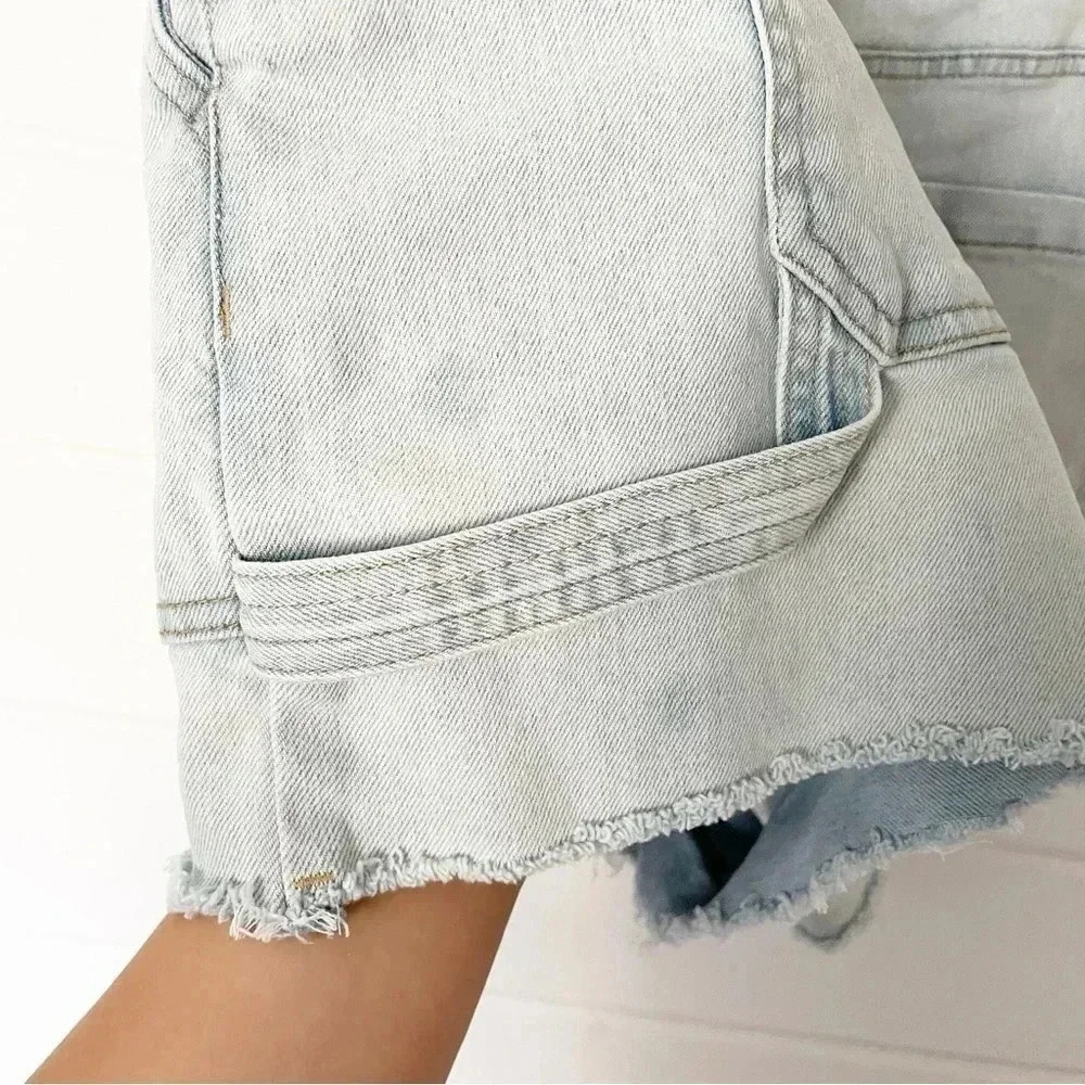 Wild Fable Women’s Highest Rise Denim Raw Hem Light Wash Shorts Size 18 - Picture 7 of 9